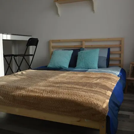 Cozy Apartments, Close To Park And Airport Wilna