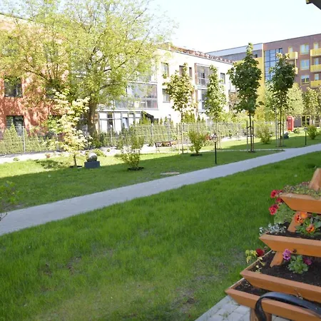 Cozy Apartments, Close To Park And Airport Вільнюс